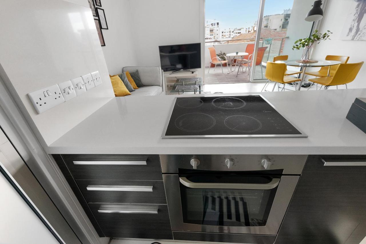 Glabur Stays - The Fabulous 2 Bdr - Nicosia City, Free Parking & Wifi, Welcomes You!!! מראה חיצוני תמונה